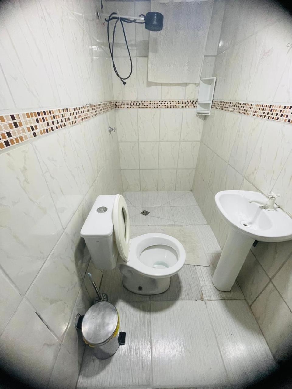 Casa Fundos Eco City 03 Simples E Confortavel Com 2 Quartos E Garagem Curitiba Eksteriør bilde